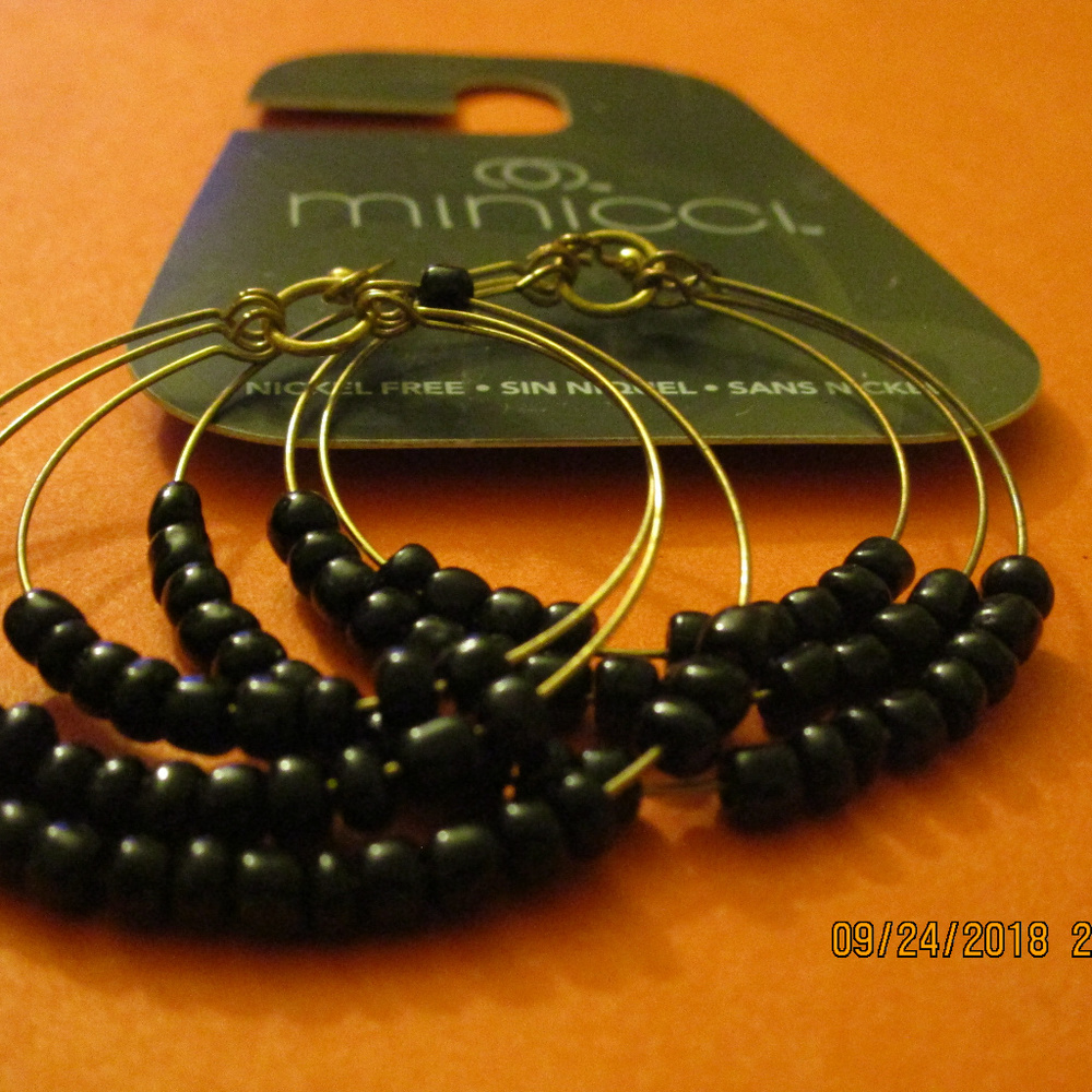 Women earrings